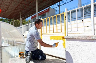 Gemlik’te Futbol Sahaları Yenileniyor